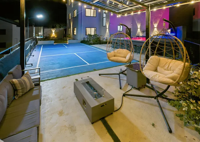 Eco-Luxe Ocean View Villa, Gated With Pickleball & Pool For 10