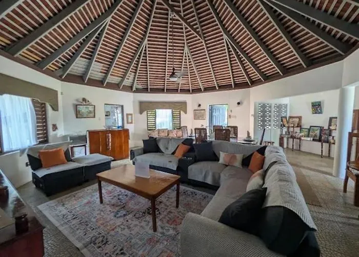 Reef Winds Villa
